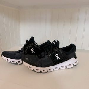 Women’s Black On Cloudswift Running Shoes